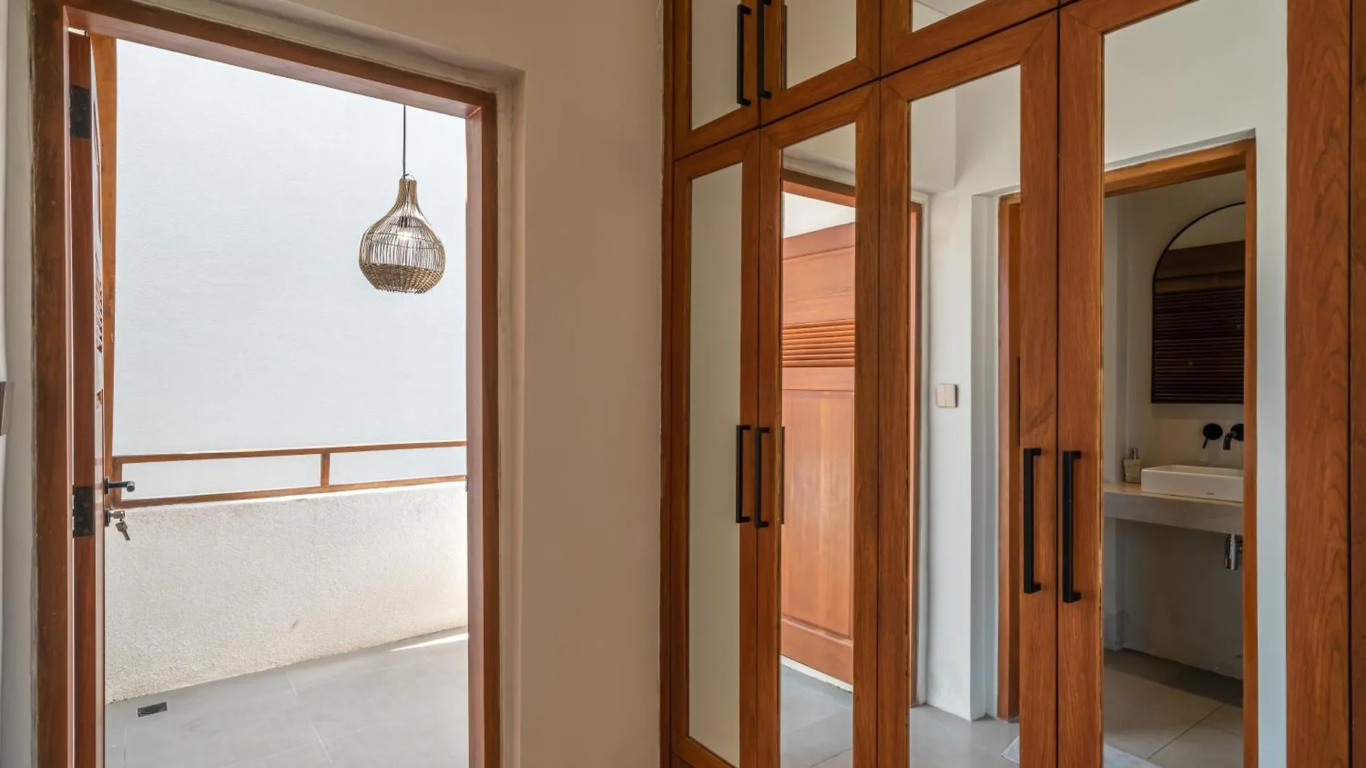 Salt Villa, Brand New Exquisite 2Br Villa Bingin Uluwatu  Indonesia